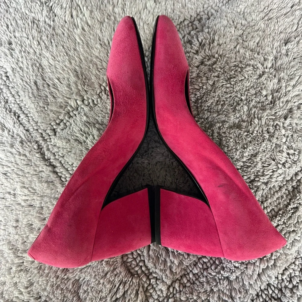 Heels - Picture 2 of 4